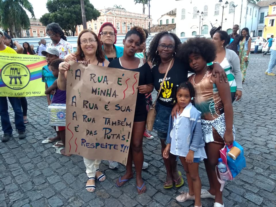 41256292_276305533207821_3598092381024419840_n